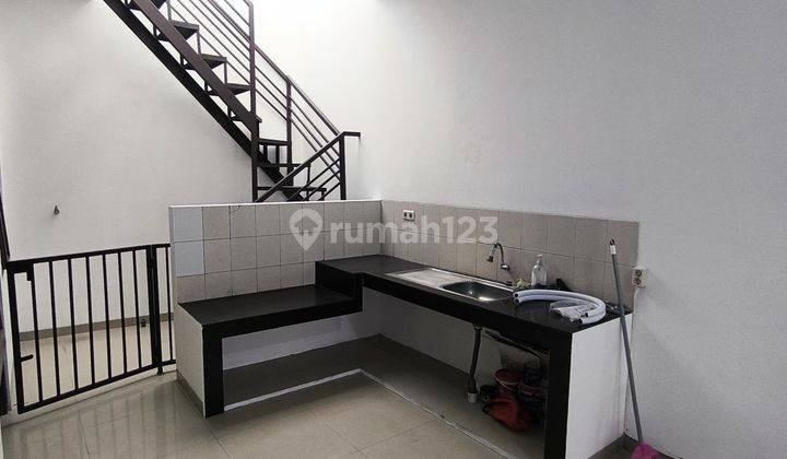 Dijual Rumah Minimalis Nyaman Siap Huni Di Komplek Singgasana 2