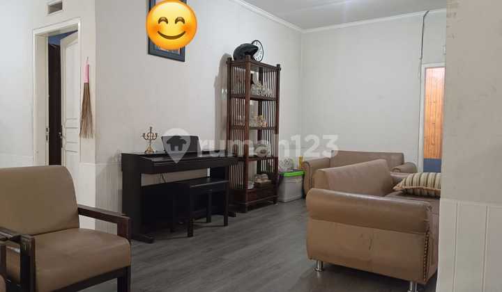 Quiet Complex House in Dago Area, Bandung