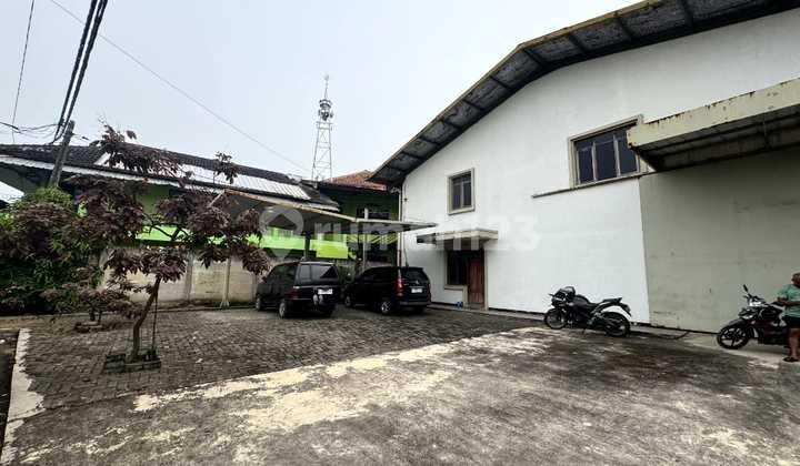 Gudang Luas 470 M2 Cimareme Batujajar Padalarang dengan Parkiran Luas Akses Container