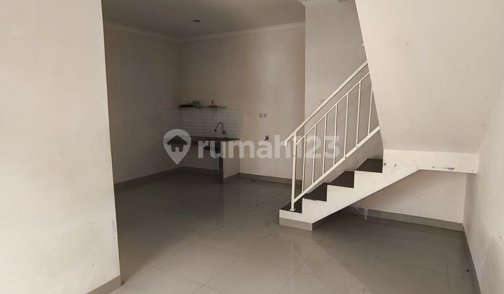 Rumah Cantik 2 Lantai Minimalis Siap Huni Di Komplek Sayap Sudirman  2
