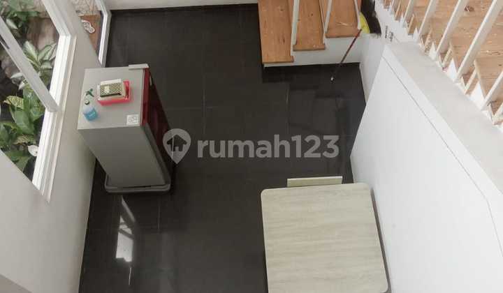 Rumah Luas Minimalis Modern Dekat Cigadung Dago