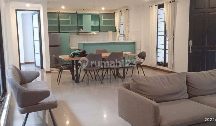 Disewakan Rumah Lux 2 Lantai Nyaman Terawat Siap Huni Cigadung Dekat Dago Udara Sejuk Un Furnished 2