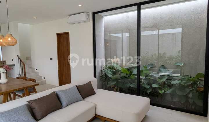 Villa Tenang di Samping Sawah & 900m ke Pantai Villa Tenang di Samping Sawah & 900m ke Pantai