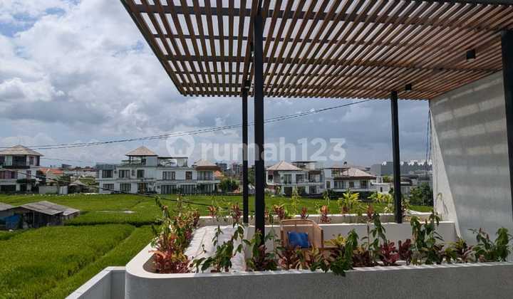 Villa Hak Sewa Hanya 100m ke Pantai & Pemandangan Sawah