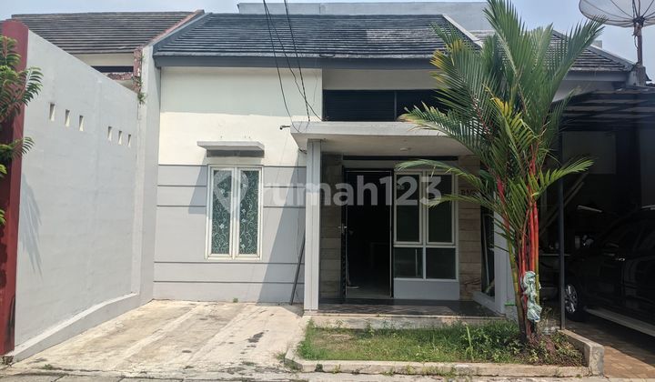 SHM House 15 Minutes to Ciputra Cibubur Mall Ready to Occupied Assisted with Mortgage J-37964