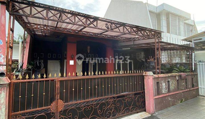 Rumah 2 Lt Luas Strategis 15 menit ke Stasiun TMII Jaktim Dibantu KPR J21452 1