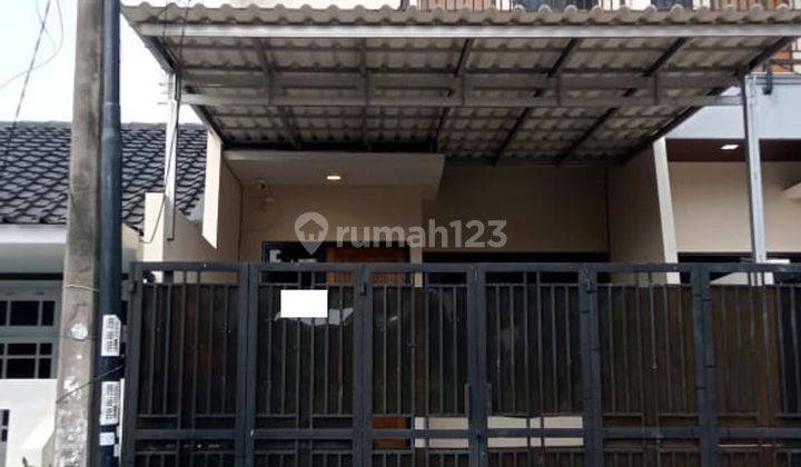 Rumah 2 Lt Bebas Banjir 10 menit ke Plaza Taman Harapan Baru Bisa KPR J25828 1