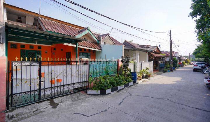 Rumah SHM Hadap Timur Bisa Nego 11 menit ke Summarecon Mall Bekasi J18277 2