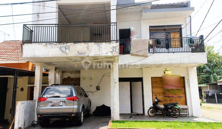 Rumah 3 Lantai 6 Kamar Tidur Siap Huni 9 Mnt ke Cibubur Plaza J20449 1