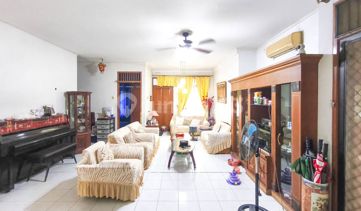 Rumah Strategis 13 Menit ke Stasiun Jurang Mangu Dibantu KPR J35586 2