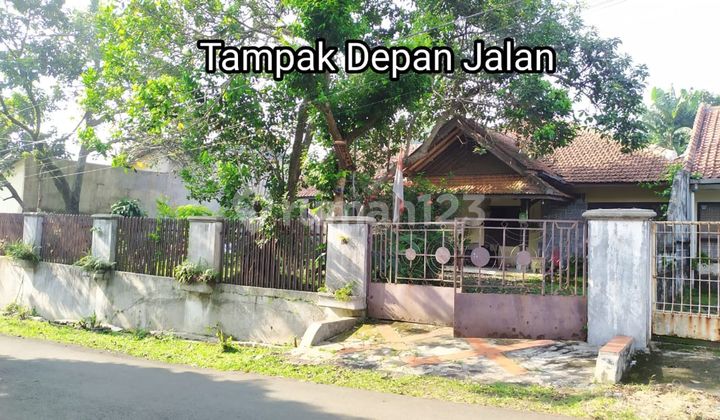 Spacious 4-Bedroom House 15 Minutes to Bogor Great Mall Ready for Mortgage J-33107