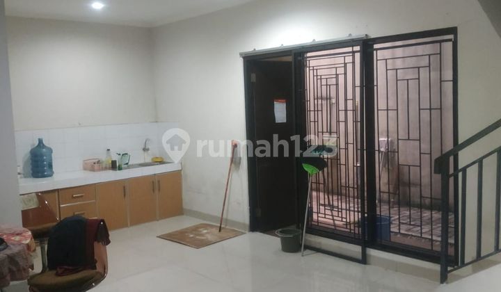 Rumah Minimalis 13 Menit ke Stasiun Depok Baru 4 KT Bebas Banjir J26796 2