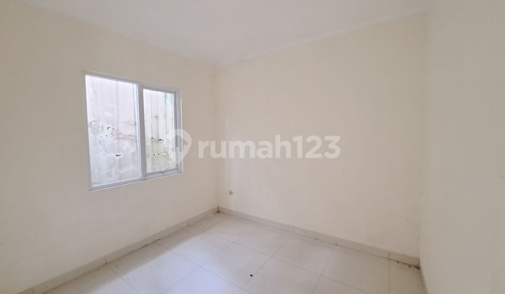 Rumah Asri 1 Lantai 10 Menit ke RSU Hermina Serpong Siap Huni J37347 2