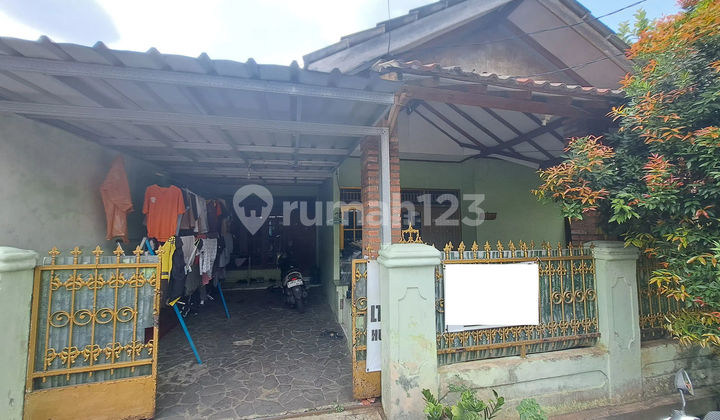 Rumah Luas SHM 15 Menit ke RS Buah Hati Ciputat LT 135 Siap Huni J37465 Rumah Luas SHM 15 Menit ke RS Buah Hati Ciputat LT 135 Siap Huni J37465
