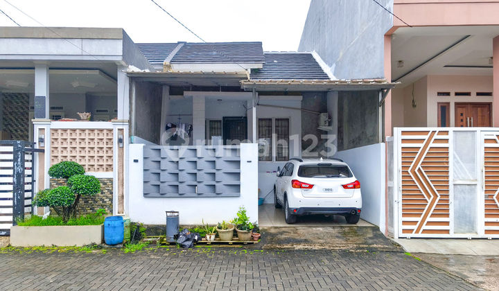 Rumah Siap Huni 15 Menit ke Mall Paradise Walk Serpong Dibantu KPR J-39775