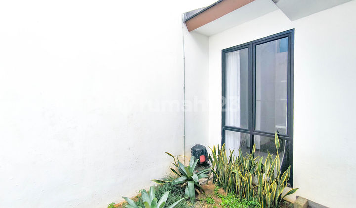 Beautiful House with Easy Access to Jelupang Toll Gate, 3 Bedrooms, Flood-Free J26507