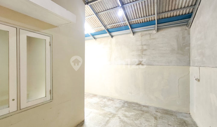 Rumah 1 Lt Strategis 10 menit ke Terminal BSD Bebas Banjir J37258 2