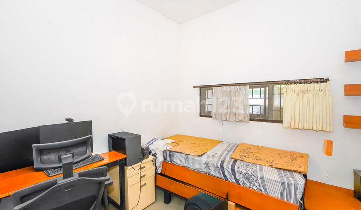 Well-Maintained House 7 Minutes to Brigif 4 Toll Gate Ready to Live In Flood-Free J34920