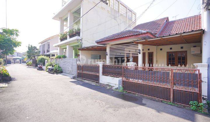Rumah SHM 2 Carport 15 menit ke Gerbang Tol Tambun Bebas Banjir J24398