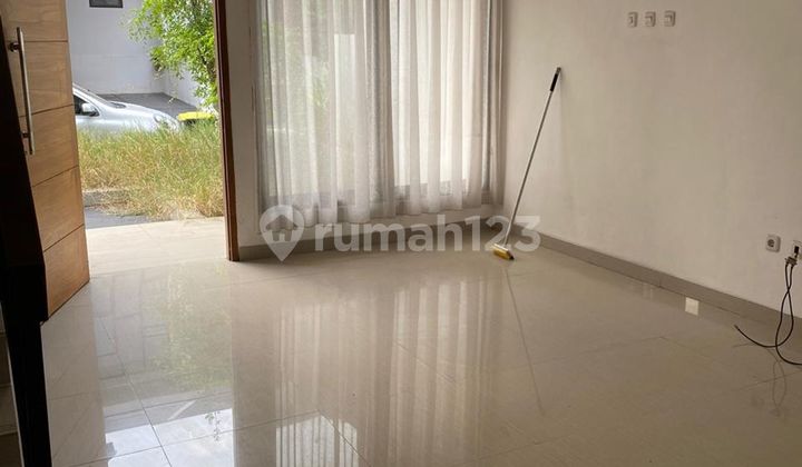 2-Storey House, Strategic Location, 13 Minutes to Bunda Ciputat Maternity Hospital, Flood-Free J34559 2