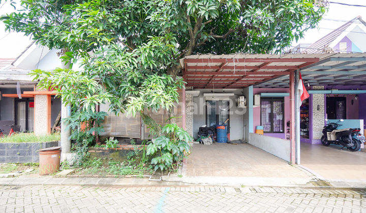 Asri House 5 Minutes to Brawijaya Sawangan Hospital, 1 Floor East Facing J34641 1