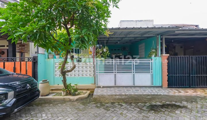 Rumah Hadap Utara Siap Huni 10 menit ke RSUD Depok Timur J-36166 Rumah Hadap Utara Siap Huni 10 menit ke RSUD Depok Timur J-36166