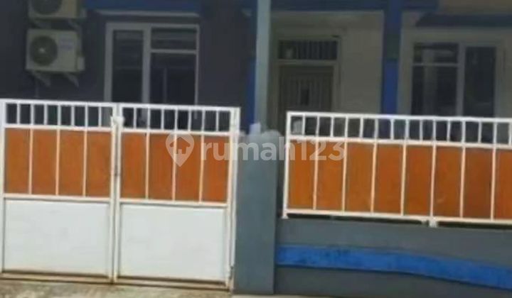 Rumah 1 Carport SHM 16 Menit ke Gerbang Tol Sentul 2 Hadap Selatan J36555