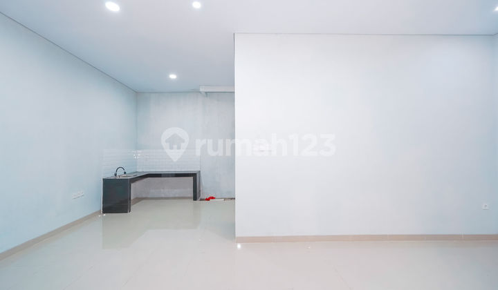 2-Storey House with SHM 15 Minutes to One Belpark Mall Assisted by Mortgage J37807 2