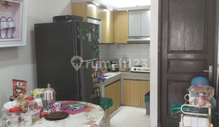Rumah Terawat 10 Menit ke Brawijaya Hospital 4 Kamar Siap Huni J35885