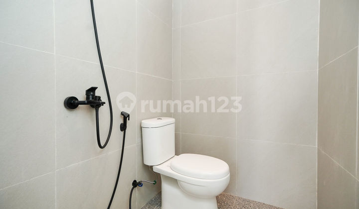 Rumah Hadap Timur LT 108 Dibantu KPR 3 Menit ke RS. Taman Harapan Baru J-37853