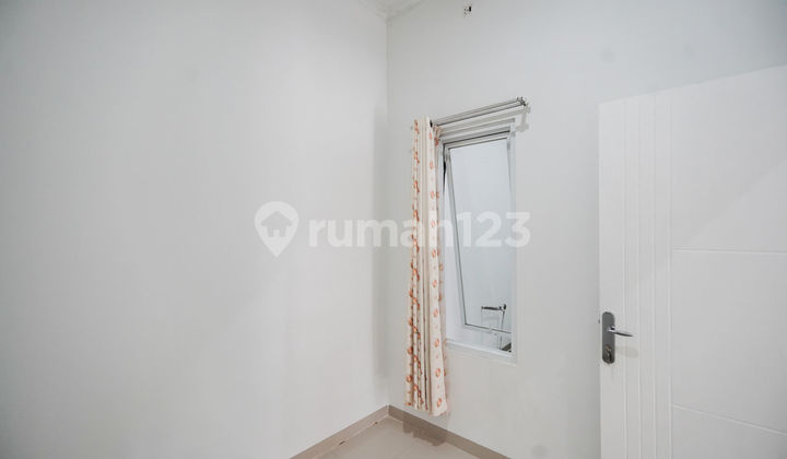 Rumah Hadap Timur 15 Menit ke Gerbang Tol Cimanggis 2 Siap KPR J27456 2