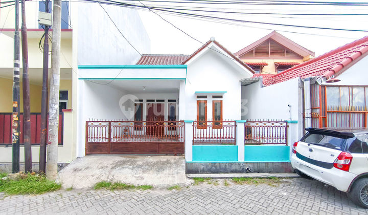 Rumah SHM 15 Mnt ke Mandaya Royal Hospital Puri Dibantu KPR J-32463