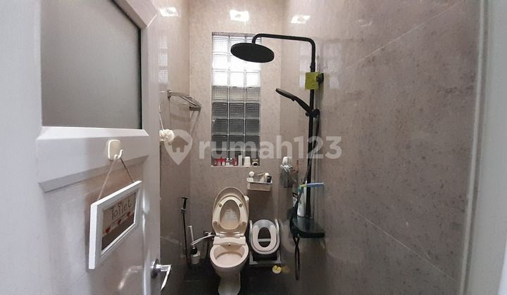 Rumah LB 150 SHM Hadap Utara 11 Menit ke Eka Hospital Margonda J-39495 2