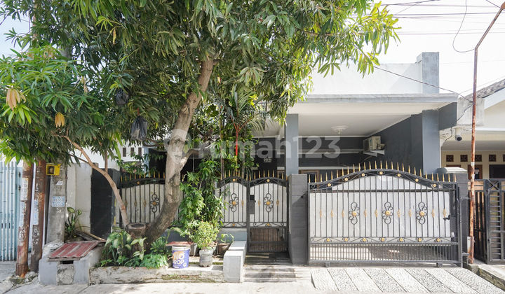 Rumah 5 Kt Strategis Akses Dekat Sekolah dan Rs di Bekasi bisa KPR J37985 Rumah 5 Kt Strategis Akses Dekat Sekolah dan Rs di Bekasi bisa KPR J37985