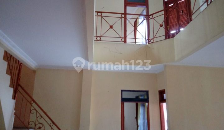 Rumah Strategis 10 Menit ke Gerbang Tol Pamulang Hadap Timur J22949 2