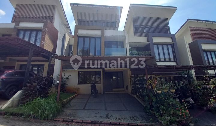 Rumah Minimalis 13 Menit ke Stasiun Depok Baru 4 KT Bebas Banjir J26796