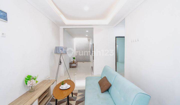 Rumah SHM Hadap Selatan Sudah Renov di Depok 10 menit ke RS Citra Medika J26848 2
