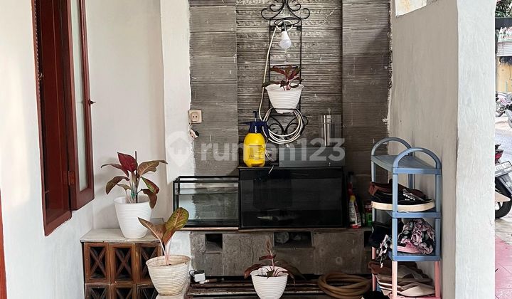Rumah Luas 2 Lt 15 Menit ke Stasiun Pasar Minggu Hadap Selatan J34073 2