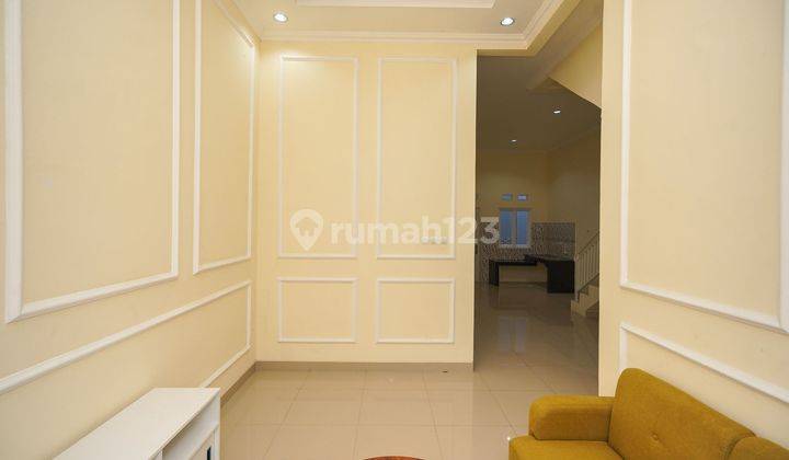 Rumah 2 Lt Free Renov 12 Mnt ke Summarecon Mall Siap Huni J24572 2