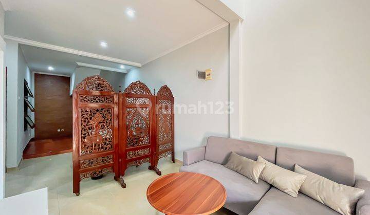 Rumah Cantik 2 Lantai Dekat RS Citra Medika Ready Furnished J23202 2