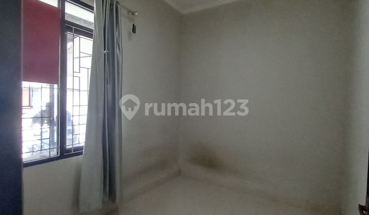 North-Facing House with SHM 10 Minutes to Cibinong Station Assisted with KPR J-37764