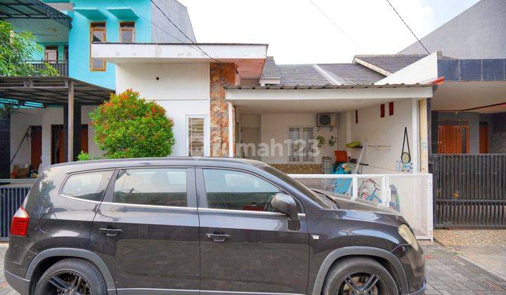 Rumah 2 Lt Hadap Selatan 10 menit ke Grand Galaxy Park Dibantu KPR  J21264 1