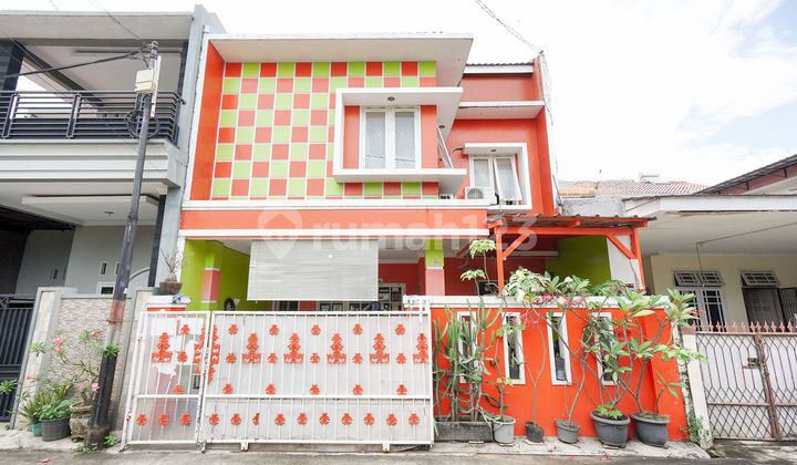 Rumah Strategis 12 menit ke RS Hermina Bekasi 4 Kamar Siap Huni J36870