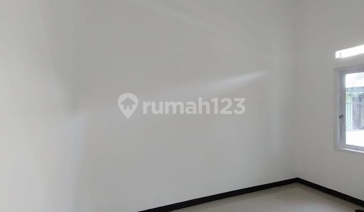 Rumah Minimalis 15 Menit ke Terminal Sawangan Lt 72 Siap Huni J35677 2