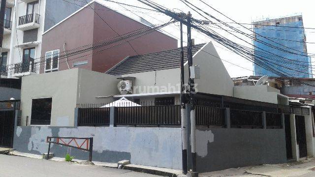 Rumah di Kebon kacang ,tanah abang jakarta pusat. SHM Bagus Unfurnished 1