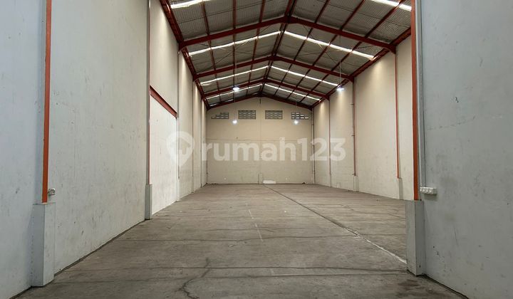 Warehouse for rent