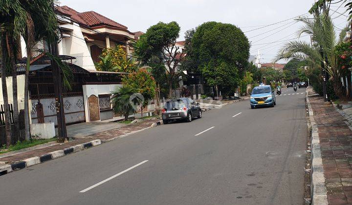 Rumah jl. Gurame, Rawamangun, Jakarta Timur 2 Lt shm jalan Lebar  2