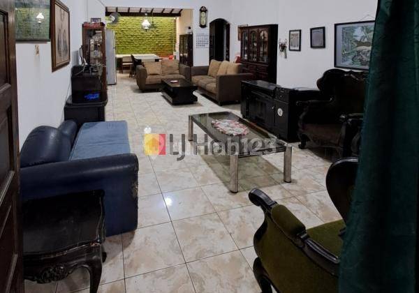 Rumah Lokasi Strategis di Matraman Jakarta Timur  1