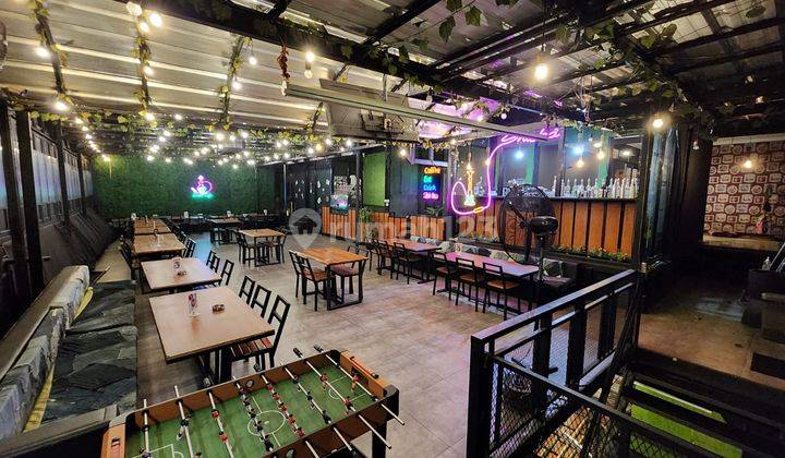 Dijual tempat usaha cafe di Jakarta Selatan pinggir jalan utama 1