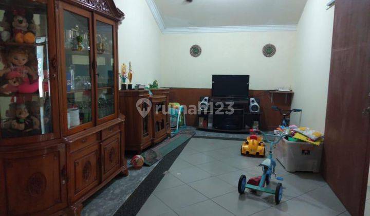 Rumah Samping Jalan Raya Njop Nego Dijual Cepat di Mampang Prapatan 1